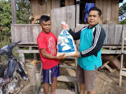 Penyerahan Bantuan Rasda