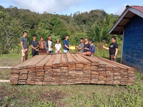 Bantuan Kayu
